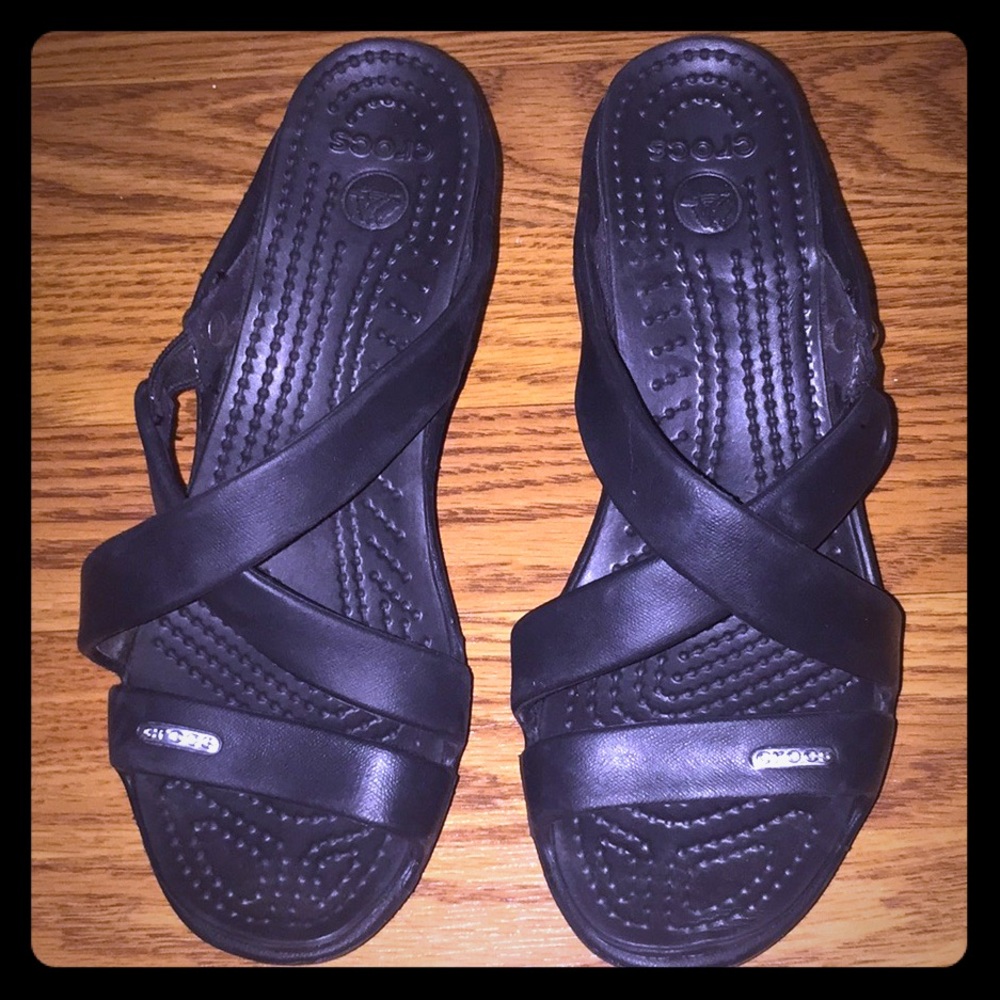 CROCS- Women's Cyprus IV Heel -size 5-Black
